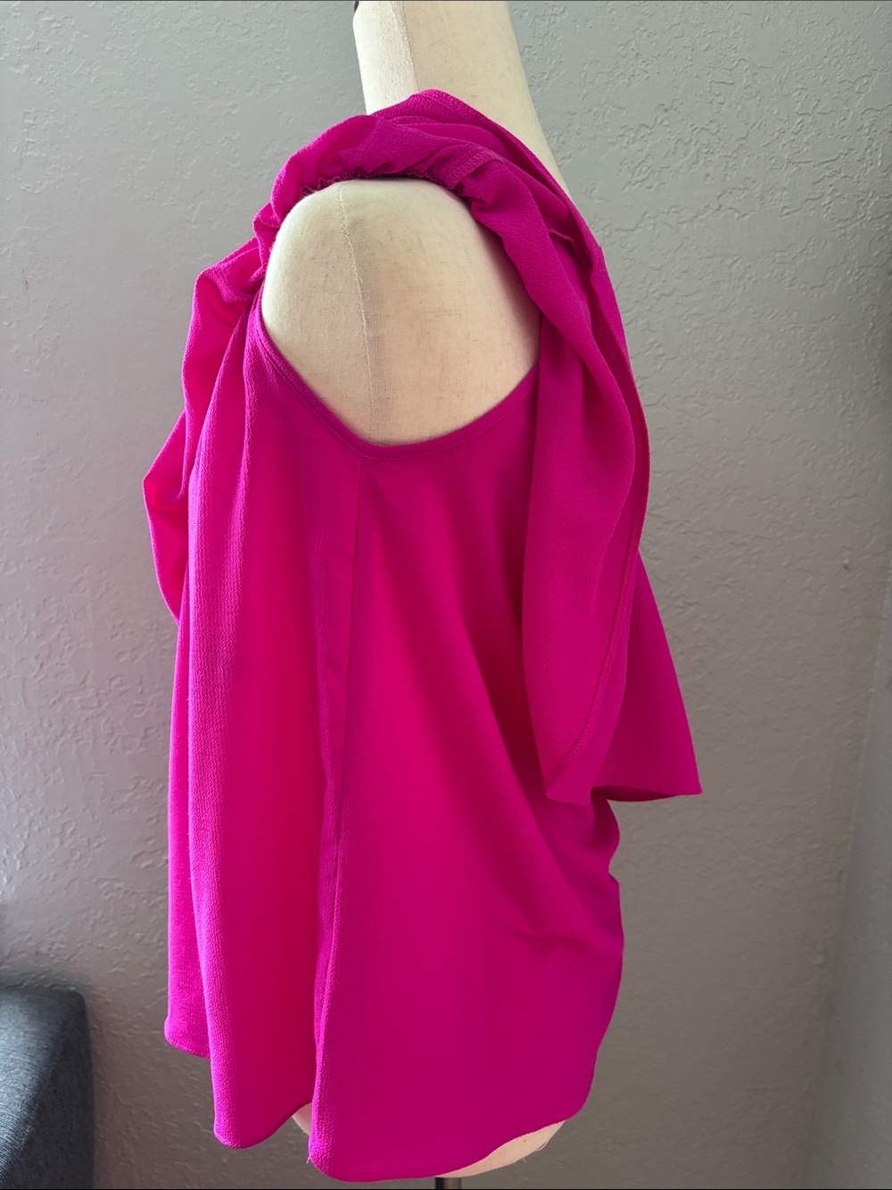 Shirt - Picture 4 of 7